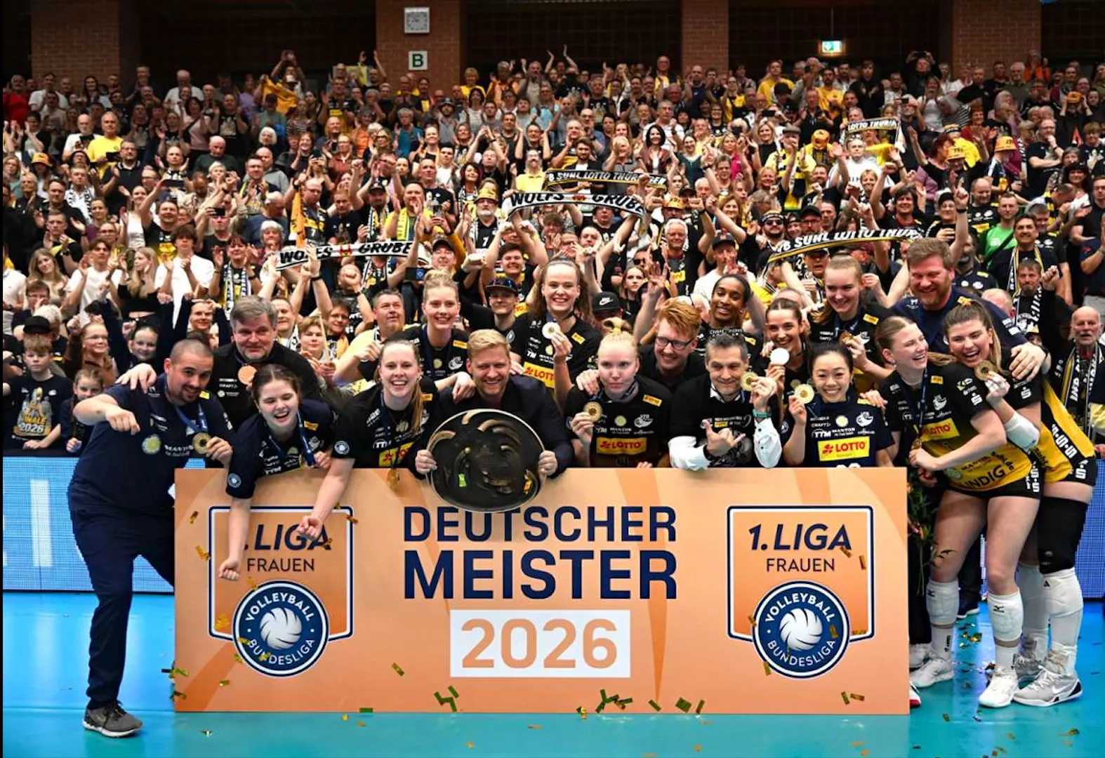 Volleyballheldinnen feiern die Deutsche Meisterschaft 2026